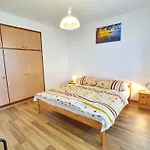 Apartment Georgina - Biro Tours Nr 60 *