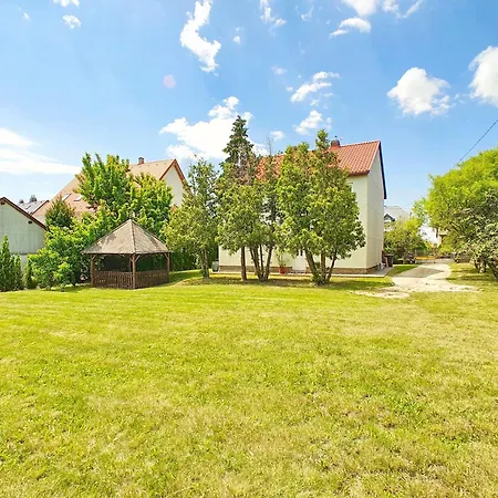 Georgina - Biro Tours Nr 60