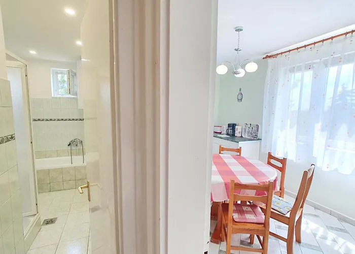 Georgina - Biro Tours Nr 60 *